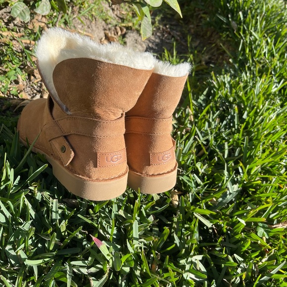 - Ugg🍂🍁Aubrielle chestnut winter Boots size 5.5 - Picture 6 of 13